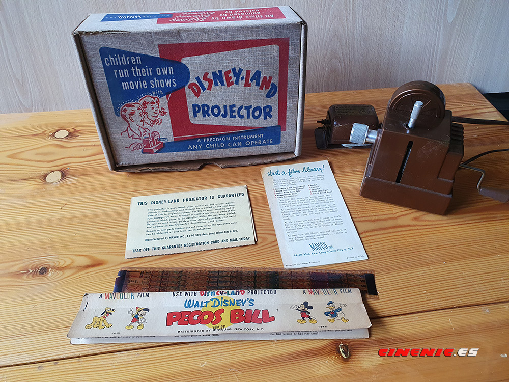DISNEYLAND PROJECTOR